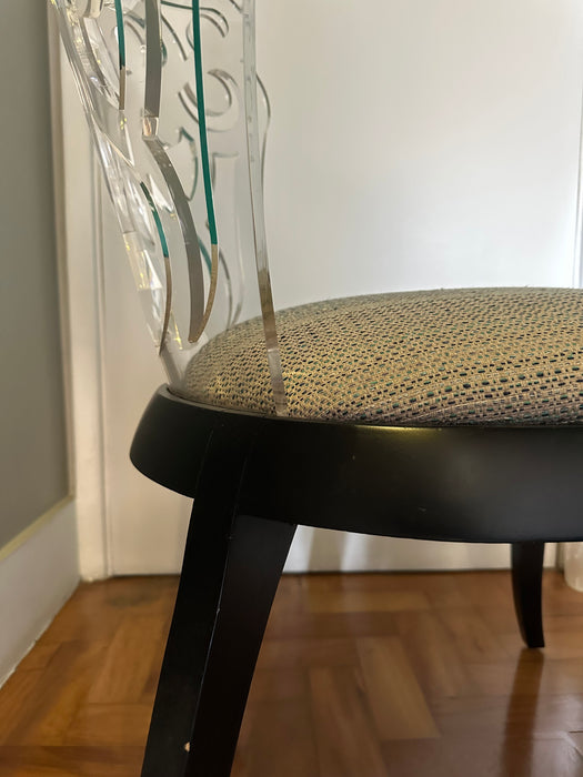 Par de Cadeiras com Encosto em Acrílico