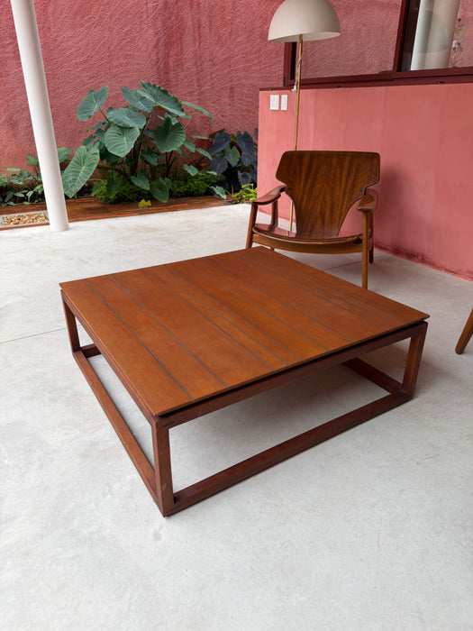 Mesa de Centro "ARQ" - Estúdio Bola
