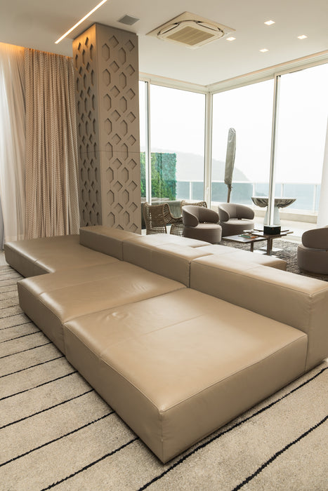 Sofá Modular “Lounge” em Couro Natural (5 Módulos) – Artefacto
