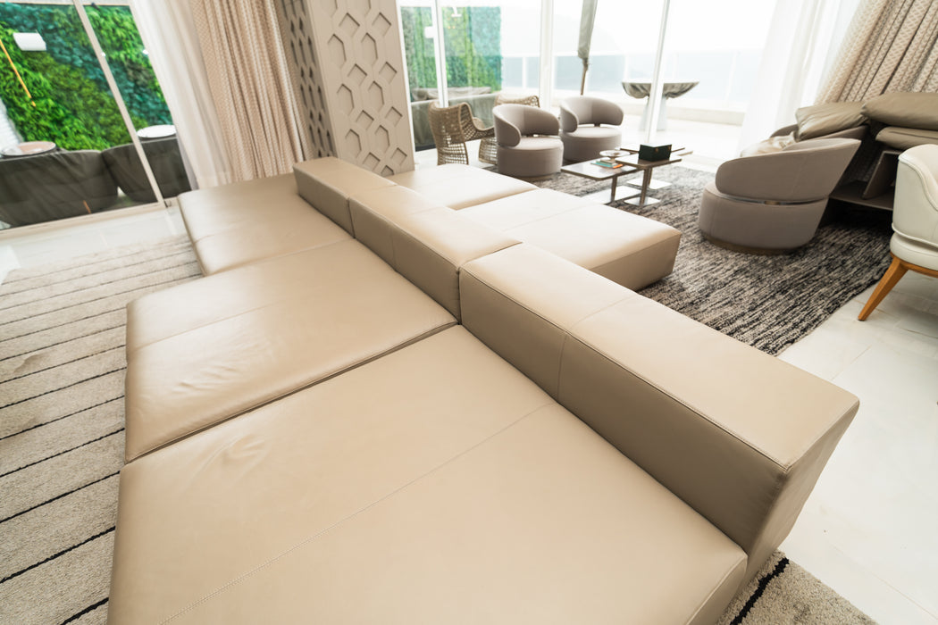 Sofá Modular “Lounge” em Couro Natural (5 Módulos) – Artefacto
