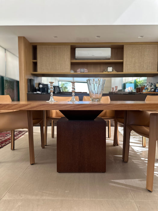 Mesa de Jantar “Prisma” – Cláudia Moreira Salles para Etel