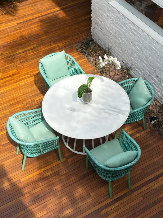 Conjunto de Mesa de Jantar "Biarritz" com 4 Cadeiras "Kauai" - Tidelli