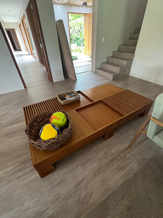 Mesa de Centro "Rosá" – Maria Cândido Machado
