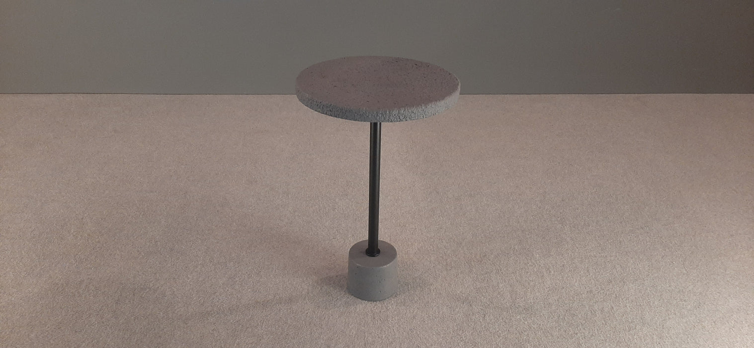 Mesa Lateral "Basic Vulkan" Alta – Allez Decor