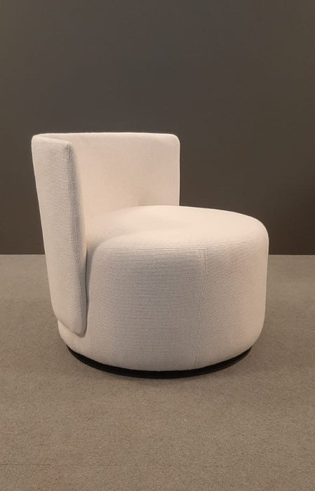 Poltrona "Lorn" Giratória - Allez Decor