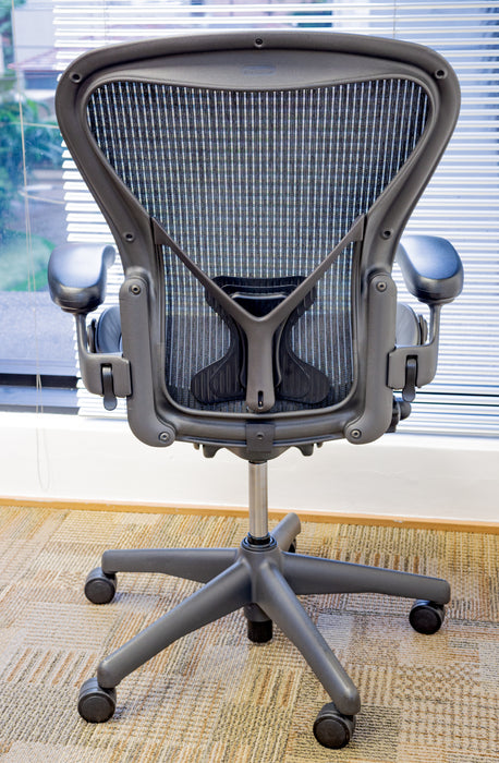 Cadeira de Escritório "Aeron (B) Completa" - Herman Miller