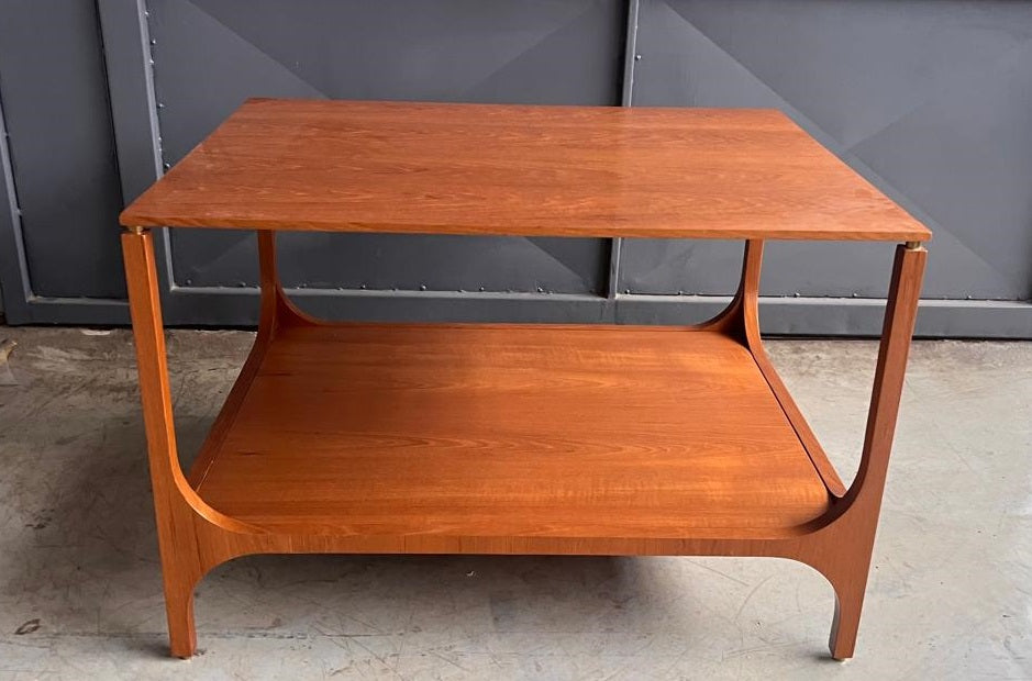 Mesa Lateral 1960 - Vermeil