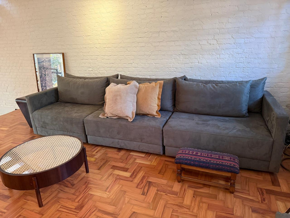 Sofá de 3 Lugares em Suede Verde Musgo - Breton