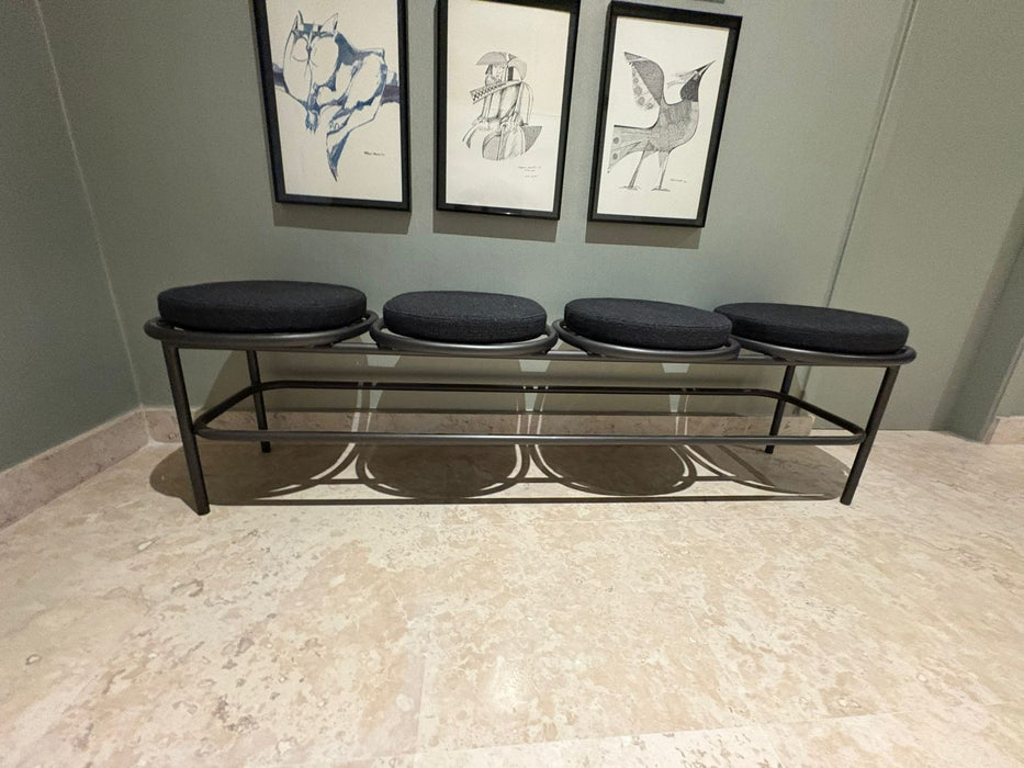 Banco "4" - Mula Preta