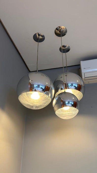 Trio de Pendentes “Mirror Ball” (P, M e G) – Tom Dixon