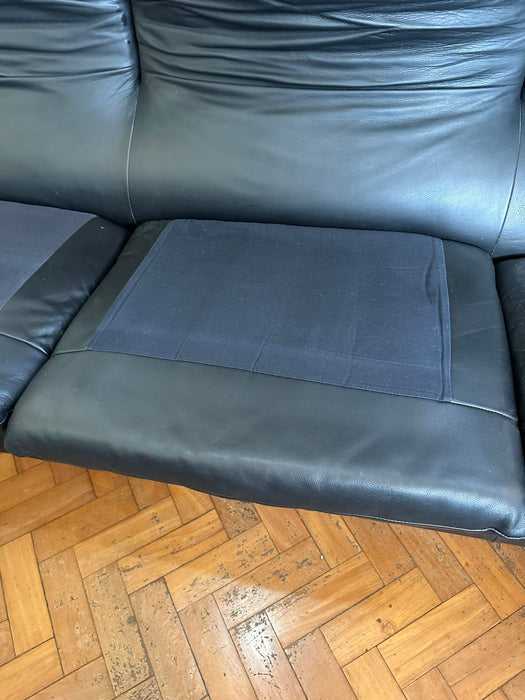 Sofá "Maralunga" de 3 Lugares em Couro Preto - Vico Magistretti para Cassina (produzido Probjeto)