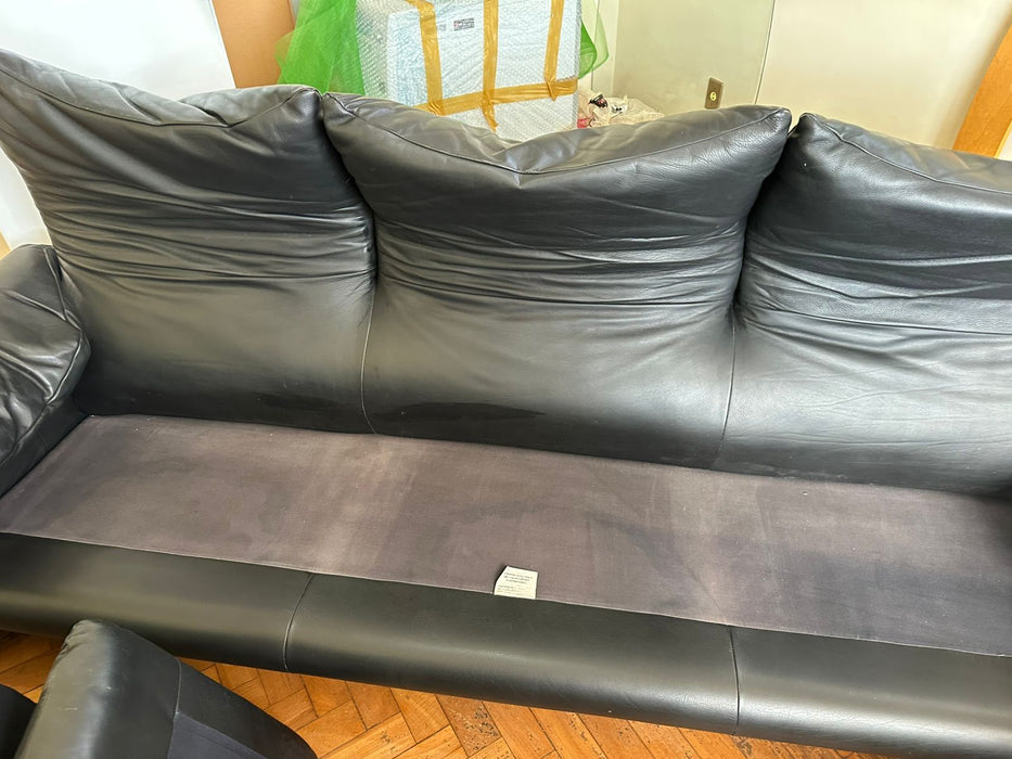 Sofá "Maralunga" de 3 Lugares em Couro Preto - Vico Magistretti para Cassina (produzido Probjeto)