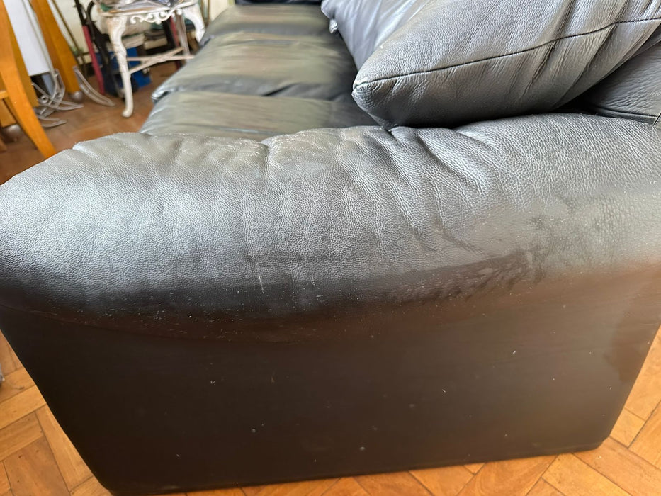 Sofá "Maralunga" de 3 Lugares em Couro Preto - Vico Magistretti para Cassina (produzido Probjeto)