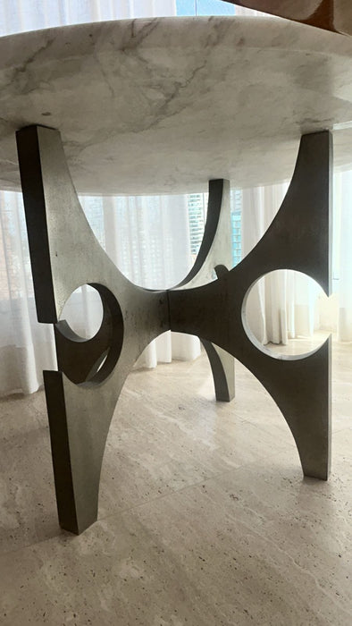 Mesa de Jantar com Tampo em Mármore Vintage