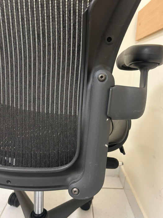 Cadeira de Escritório “Aeron B” - Herman Miller