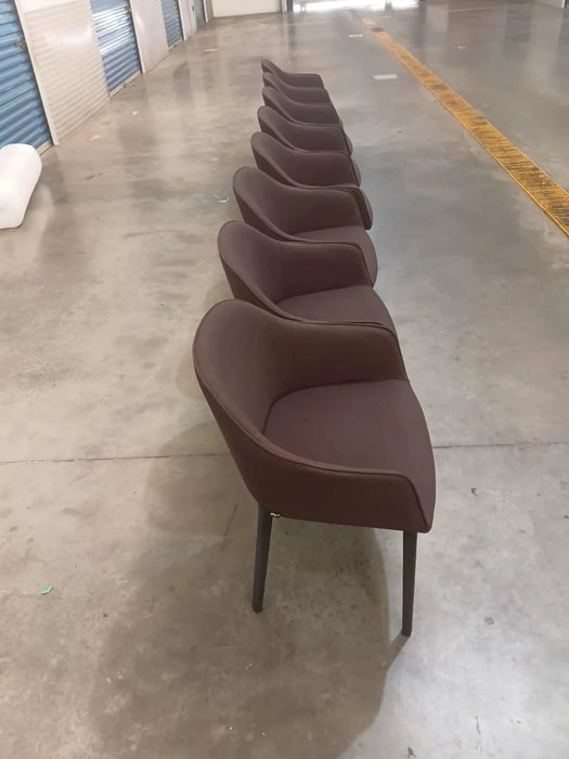 Conjunto com 8 Cadeiras “Soft Shell” com Braços – Ronan & Erwan Bouroullec para Vitra