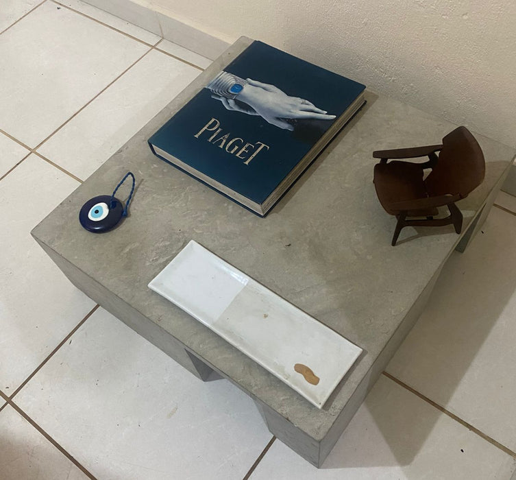 Mesa de Centro "Assim" – Decameron