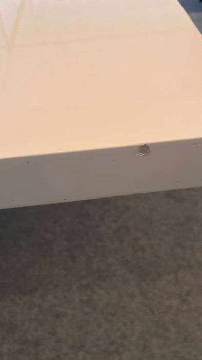 Mesa de Jantar "Rebecca" em Laca Branca – Vermeil