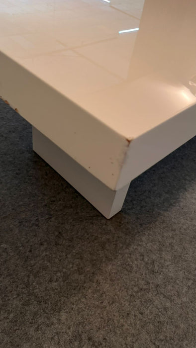 Mesa de Jantar "Rebecca" em Laca Branca – Vermeil