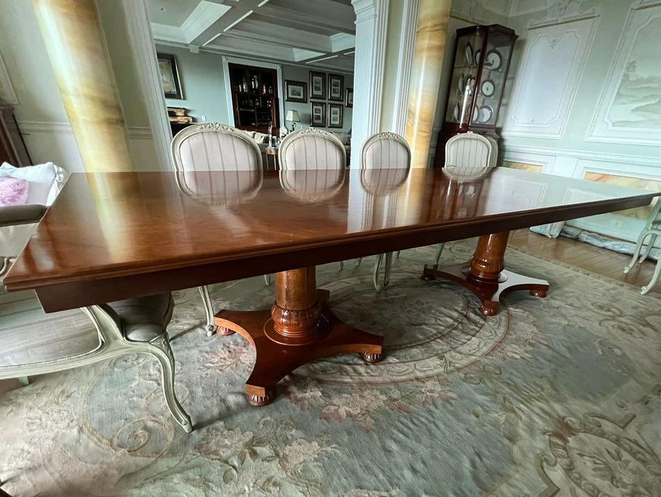 Mesa de Jantar "Tulipa" para 12 Lugares com 2 Bases – Vermeil