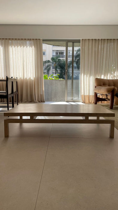 Mesa de Centro de Madeira