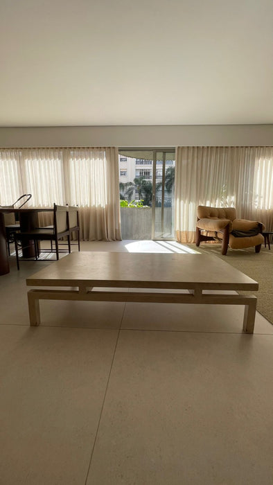 Mesa de Centro de Madeira