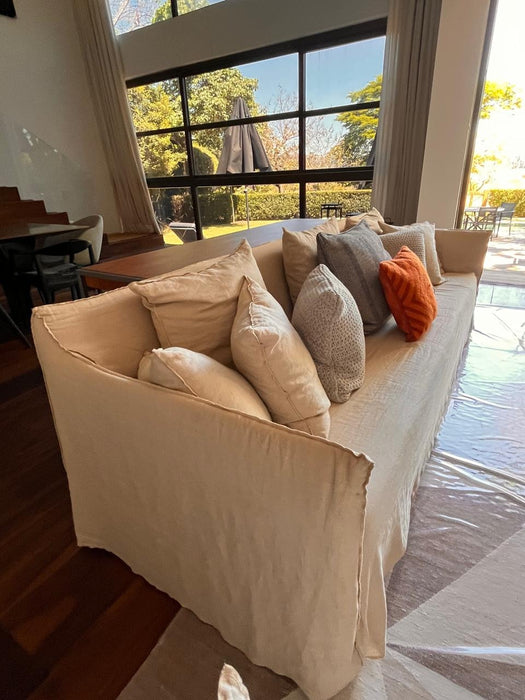 Sofá "Ghost 14" Revestimento em Linho - Paola Navone para Gervasoni
