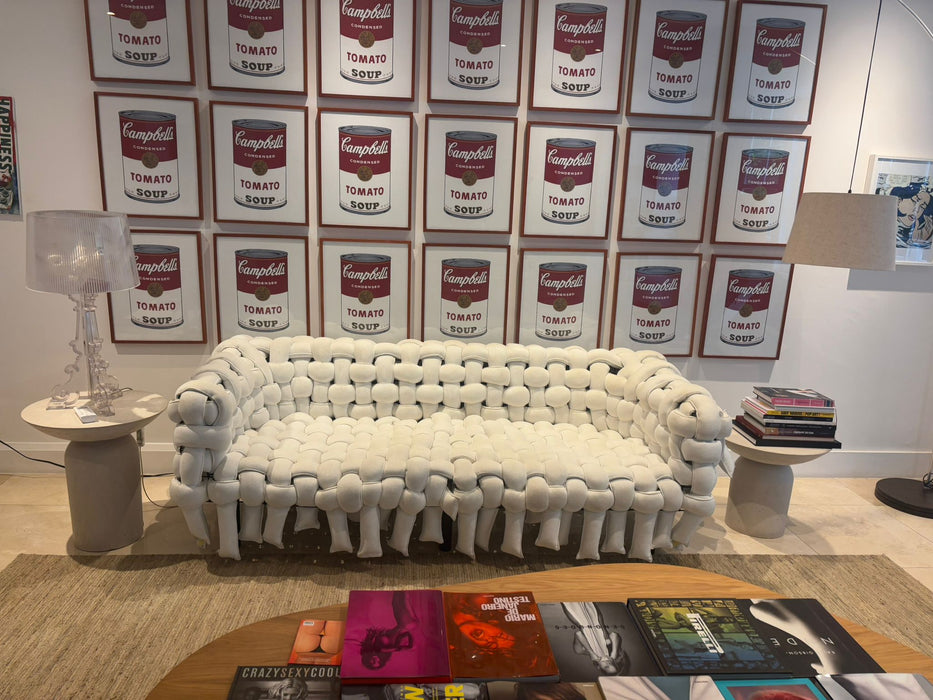 Sofá "Underconstruction Ponto Cruz" - Pedro Franco