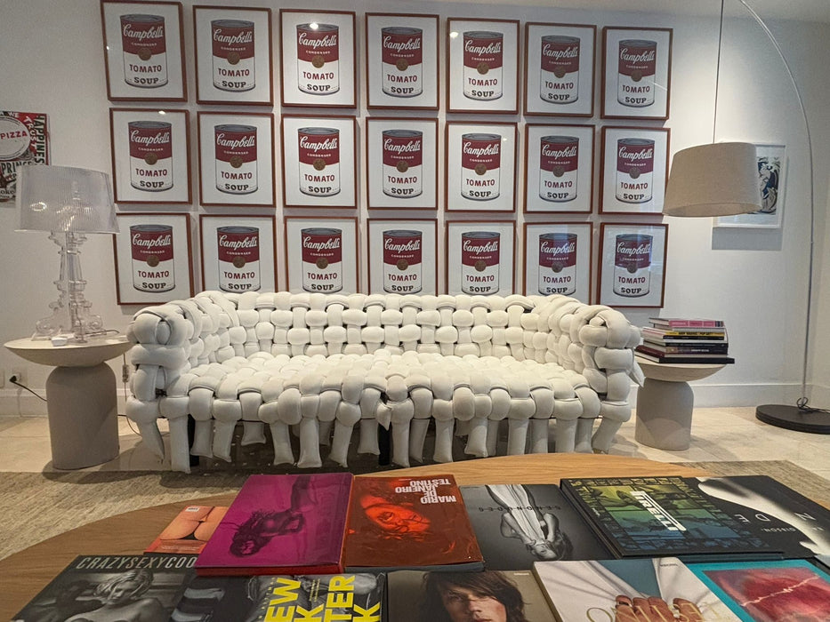 Sofá "Underconstruction Ponto Cruz" - Pedro Franco