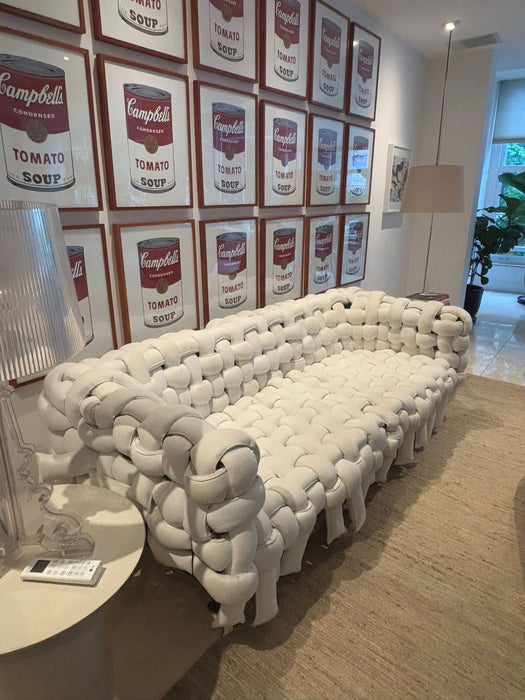 Sofá "Underconstruction Ponto Cruz" - Pedro Franco