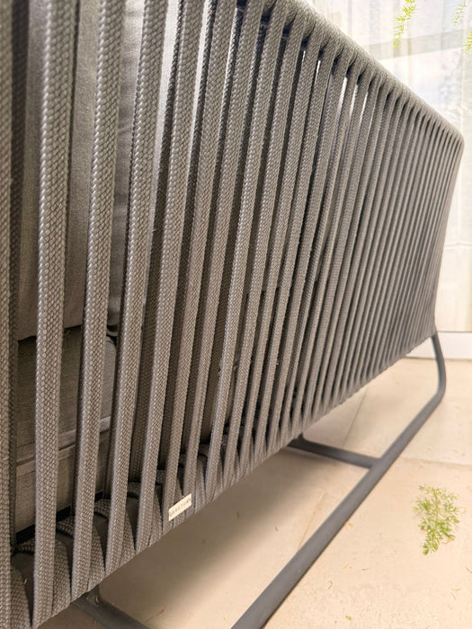 Conjunto de Sofá e Poltronas Outdoor "Terrace" com Mesa de Centro – Breton