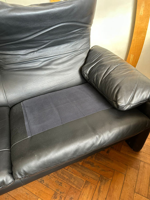 Sofá "Maralunga" de 3 Lugares em Couro Preto - Vico Magistretti para Cassina (produzido Probjeto)