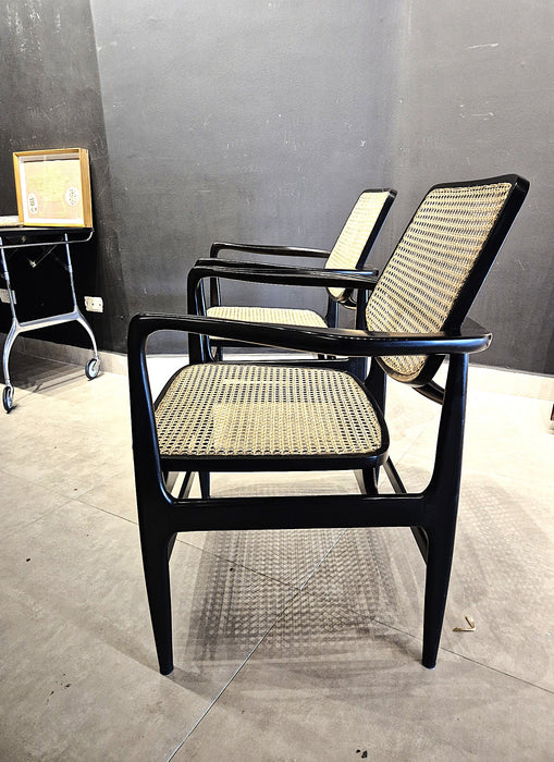 Poltrona "Oscar" em Madeira Ebanizada - Sérgio Rodrigues (Reedição LinBrasil)