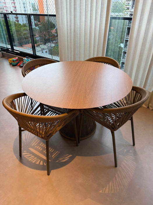 Mesa "Cônica" com 4 Cadeiras "Gamboa" – Tidelli