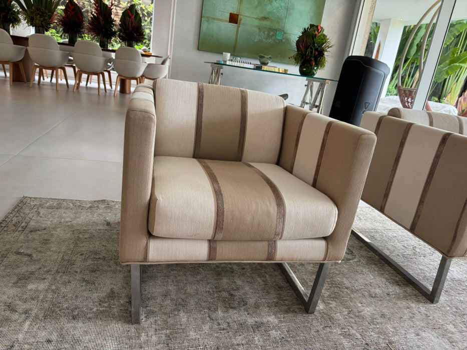 Par de Poltronas - Minotti | Reestofadas com Tecidos Stella