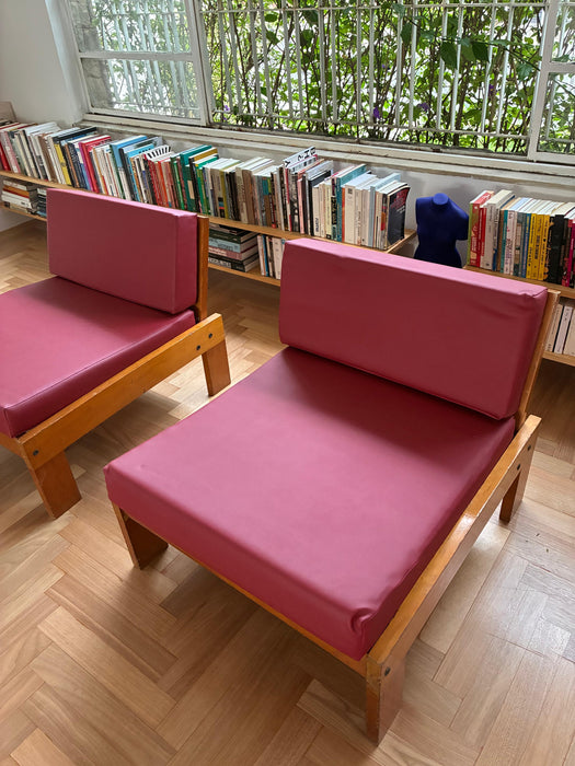 Par de Poltronas Vintage