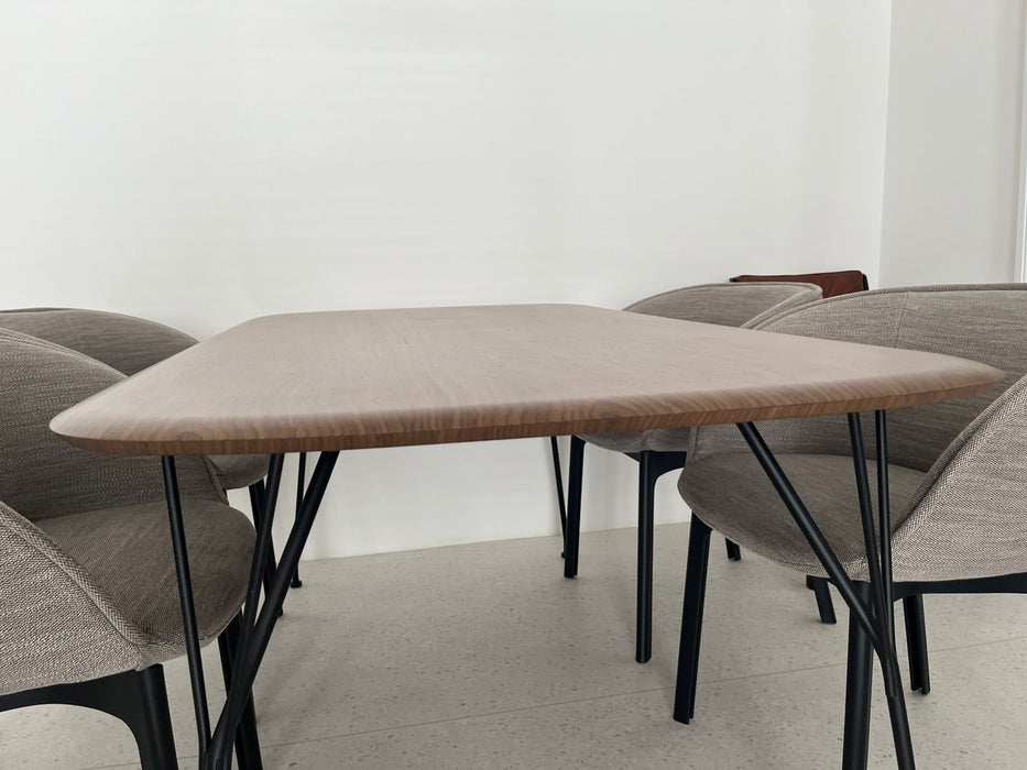 Mesa de Jantar "Viscont" - Kartell