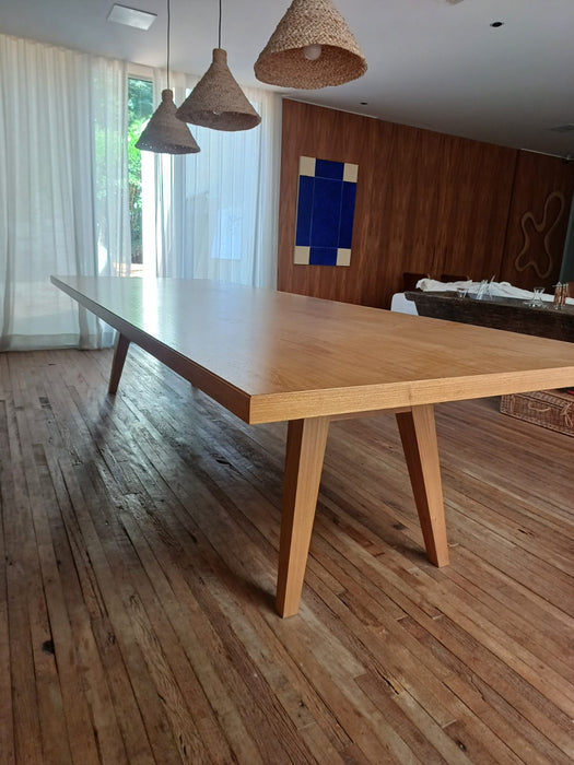 Mesa de Jantar "Mineira" - Etel Carmona