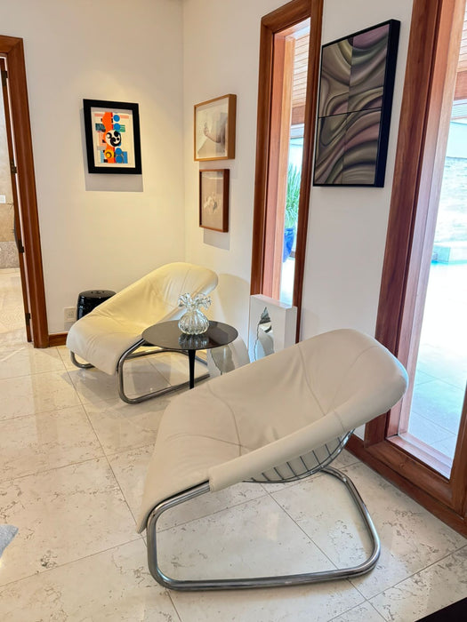 Par de Poltronas "Cortina" em Couro – Gordon Guillaumier para Minotti