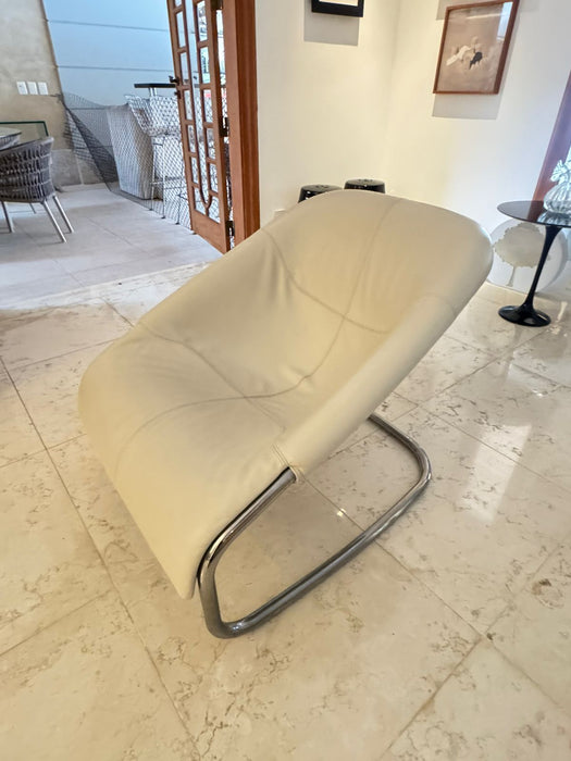 Par de Poltronas "Cortina" em Couro – Gordon Guillaumier para Minotti