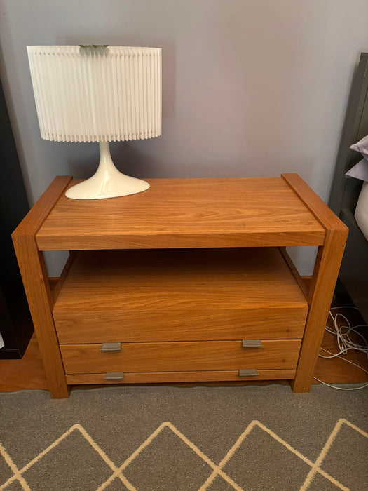 Mesa de Cabeceira - Casa Pronta
