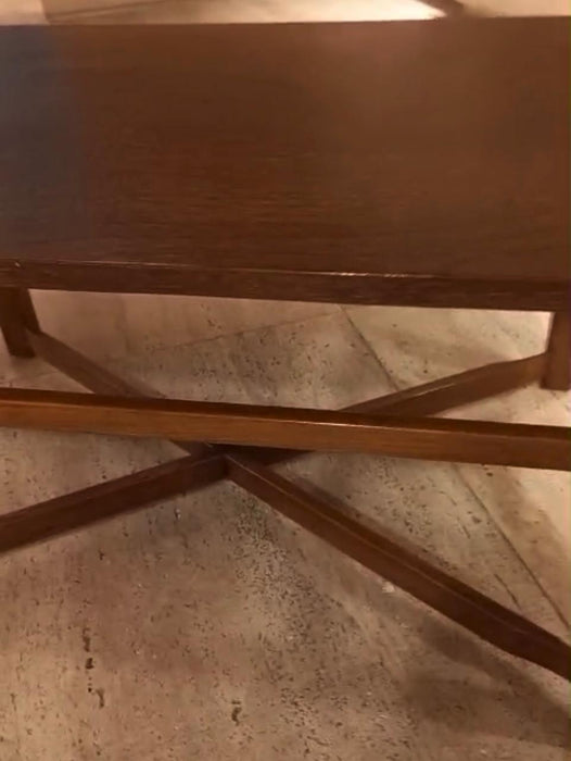 Mesa de Apoio em Embuia