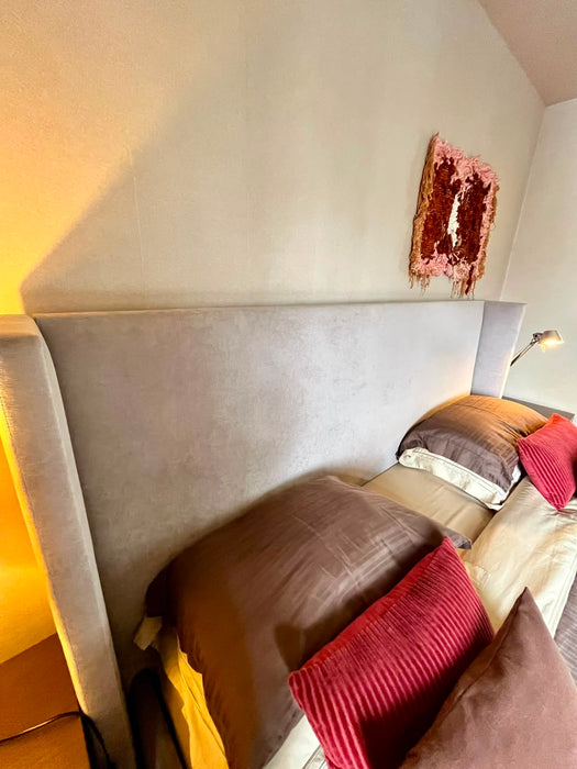 Cama "Tribeca" King Size (colchão não incluso) – Artefacto