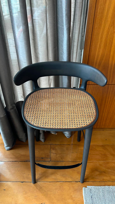 Par de Banquetas "Alba" em Palha – Jader Almeida