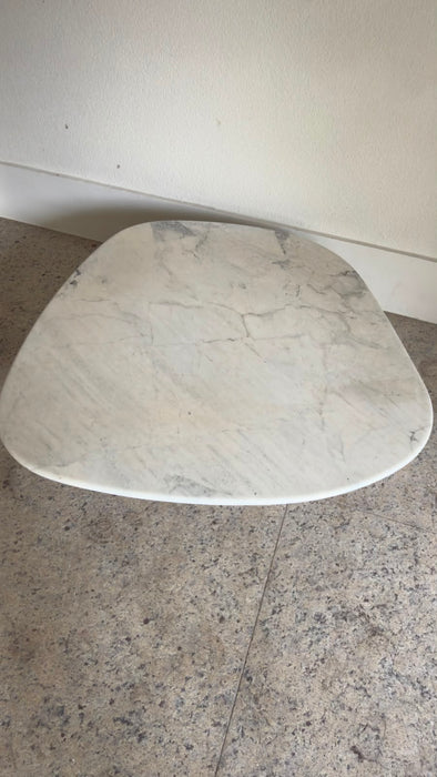 Mesa de Centro "Concrete" – Estúdio Bola