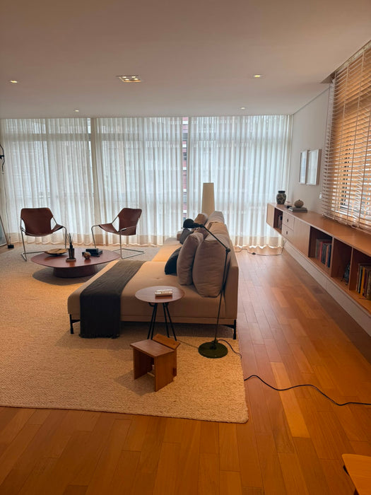 Sofá “Biggy” com Chaise – Fernando Jaeger