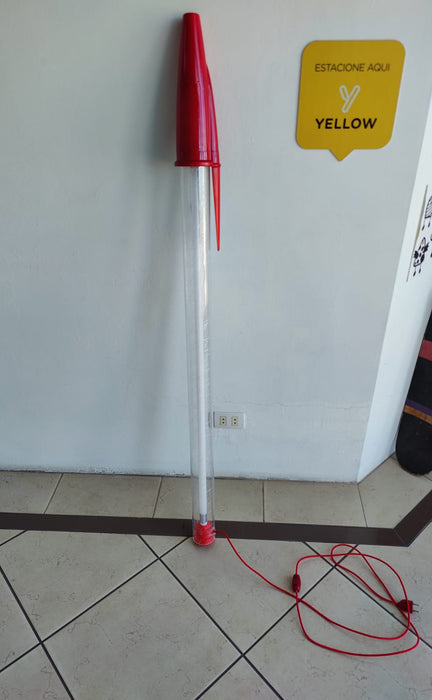 Luminária "Caneta Bic" Gigante Vermelha
