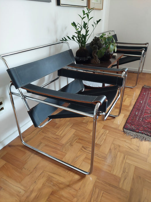 Par de Poltronas “Wassily” Vintage – Marcel Breuer