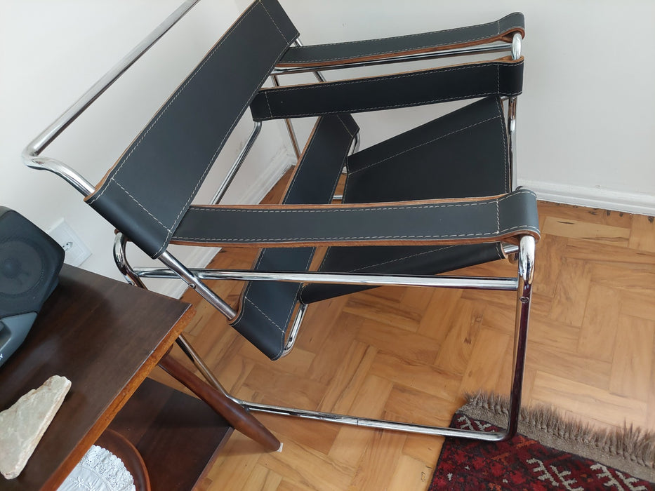 Par de Poltronas “Wassily” Vintage – Marcel Breuer