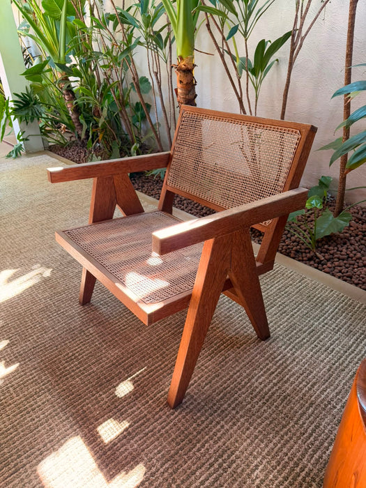 Poltrona "Easy Armchair" – Casa Ática